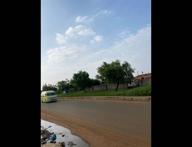 LAND FOR SALE IN PALM RIDGE